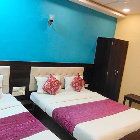 Hotel Golden Galaxy - Santacruz East Мумбаї Екстер'єр фото