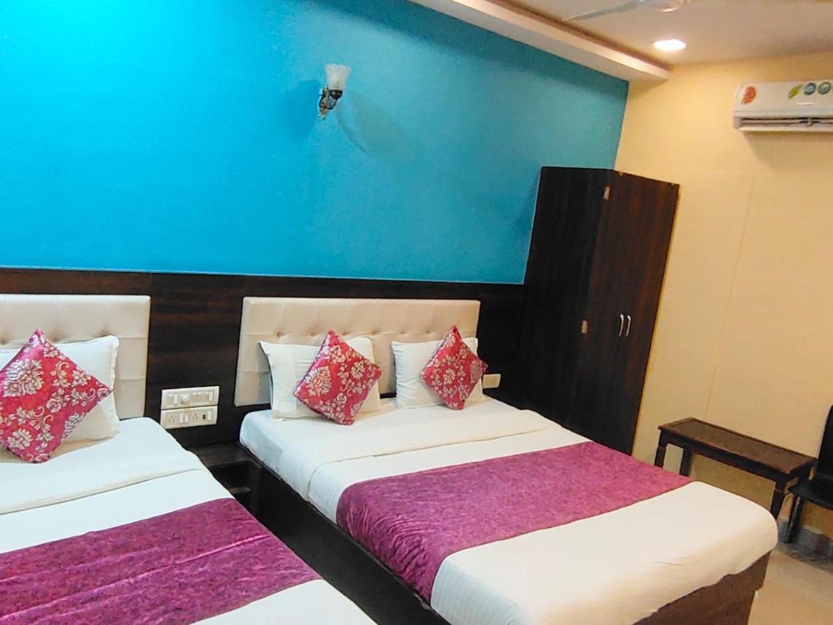 Hotel Golden Galaxy - Santacruz East Мумбаї Екстер'єр фото
